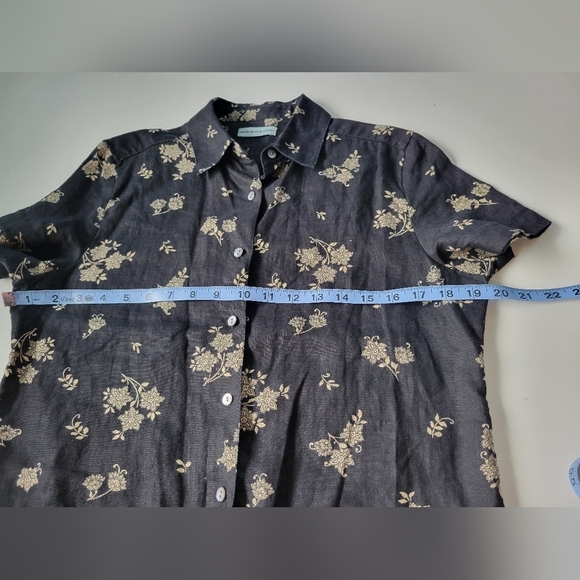 Marsh Landing Petites Small Linen Floral Print Shirt Black - Picture 7 of 7